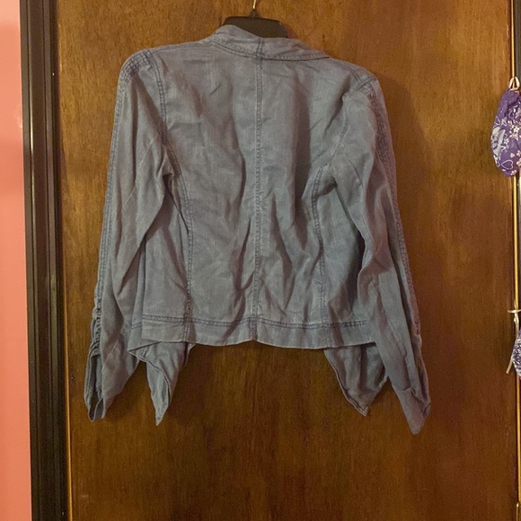 Small - Picture 2 of 2